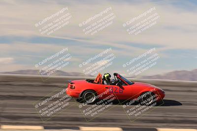 media/Jan-04-2026-SCCA SD (Sun) [[defc442887]]/4-Novice Group/Session 2 Bowl Speed Pans/